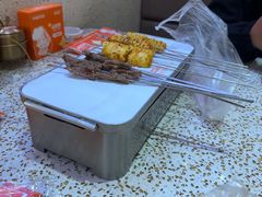 -小董哥烤串·爆汁大油边(故宫店)