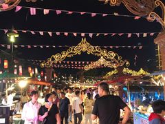 -东南亚风情赶摆街夜市