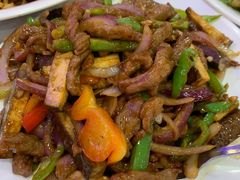 香干尖椒炒牛柳-豪庭皇朝