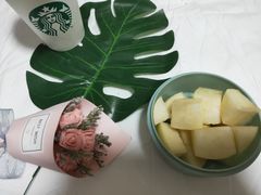 -星巴克臻选(上海中环广场2F店)