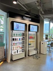 -变画·发型STUDIO