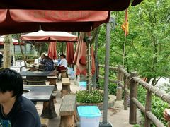 -楠柏弯休闲山庄(梨花溪店)