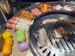 -哈哈碳都·牛肋条无限自助烤肉(宝龙店)