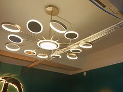 -荒岛实景沉浸密室(江汉路1店)