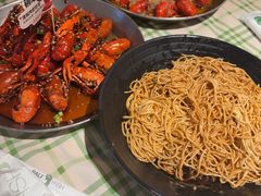 -巴厘龙虾·榜首油焖大虾(音乐学院·沿江酒馆店)