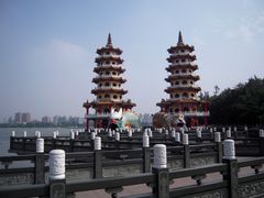 -龙虎塔