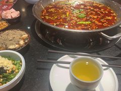 -小饕荟雅安贡椒鱼鲜馆(广福桥店)