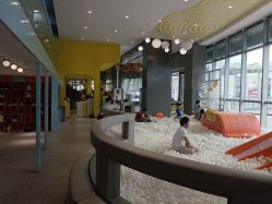 -反弹蹦床公园·运动乐园·团建·亲子派对(深圳观澜湖店)