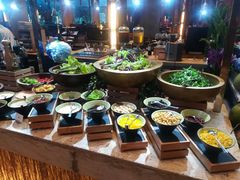 沙律-松山湖凯悦酒店·Café自助餐厅·周末火舞秀表演