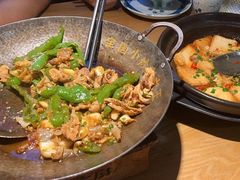 -费大厨辣椒炒肉(万家丽一店)