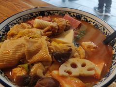 -小熊纪称盘麻辣烫