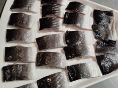 -围炉肉舍丹东海鲜烤肉·烤活鳗(步行街店)