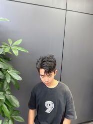 -藤野造型•烫染专业店