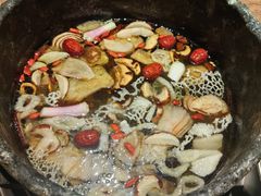 -蘑界·野生菌火锅(深业上城店)