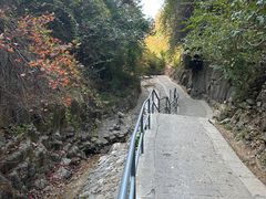-潭溪山