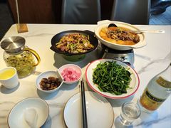 -亲回家吃饭餐厅(黄陂店)