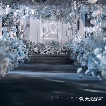 低层高小预算蓝色婚礼 
