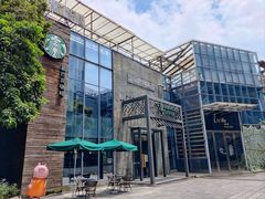 -星巴克(南宁民歌湖店)