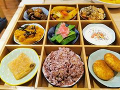 -轻蔬不用等·素食(江苏路店)