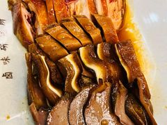 经典卤味五拼-狮头牌卤味研究所·卤味饭(花城汇南区店)