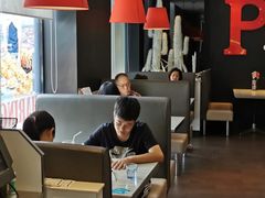 大堂-必胜客(证大大拇指店)