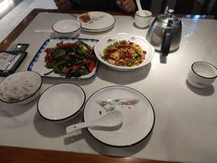 -春天里餐厅(西田城店)