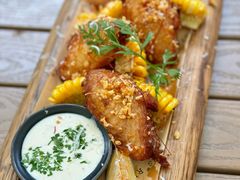 -Mark&Mars Restaurant