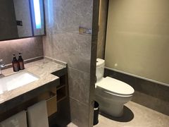 -蓝海国际大饭店·蓝钻自助百汇(兰山店)