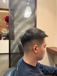 -悦Salon发型设计