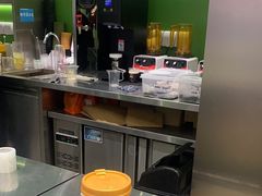-柠檬向右(宝杨宝龙店)
