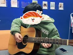 -八度音乐吉他教室(汉广店)