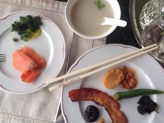 三文鱼-广州花园酒店·凌璇阁旋转餐厅CAROUSEL360