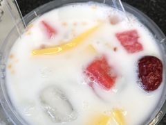 -泰龙城小吃街