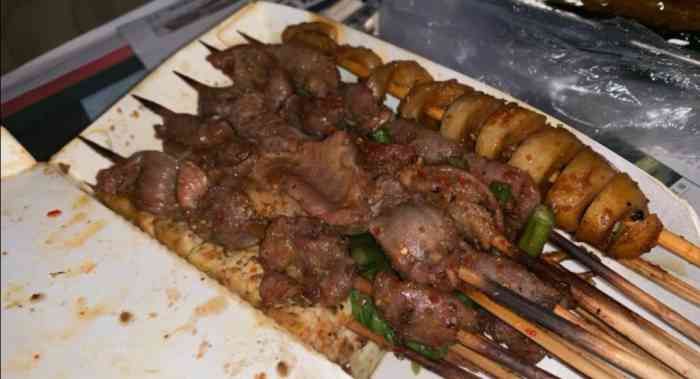 点了他们家的外卖.羊肉串个."-大众点评移动版