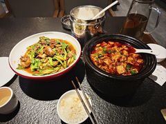 -万重锦·人文川菜馆(骡马市店)