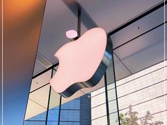 -Apple零售店(华贸购物中心店)