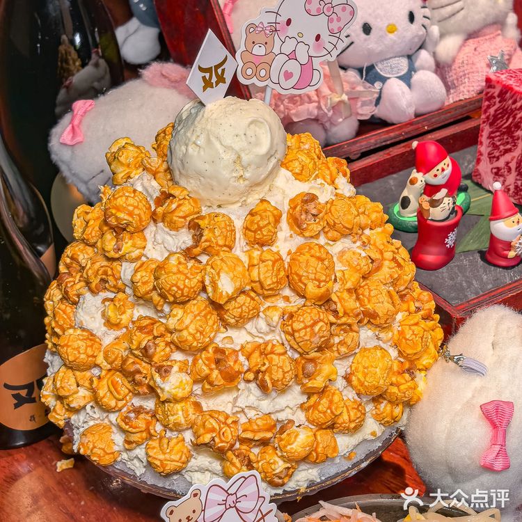 就在万象城🎄有Kitty猫的圣诞烧肉来啦!