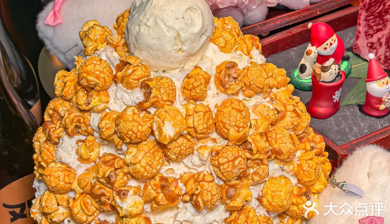 就在万象城🎄有Kitty猫的圣诞烧肉来啦！