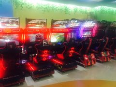 -爱玩嘉年华(龙湖曲江天街店)