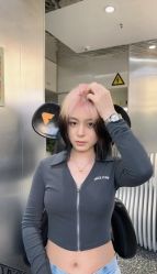 -Tloml salon