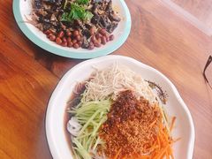 无骨鸡爪-云隐小厨·传统大理美食(复兴路店)