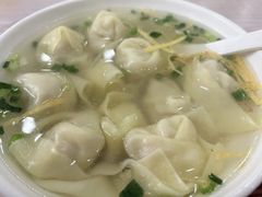 -珊珊小笼馆(仙霞路店)