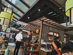 -魏铭鱼头捞饭(晋阳路店)