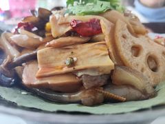 -天天向上素食餐厅(五台山店)