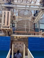 -PIPIKINGDOM皮皮王国欢乐号(欢乐海岸购物中心店)