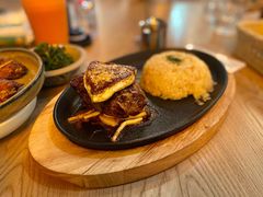 铁板鹅肝菲力牛排配蒜蓉炒饭-FOMO Modern Spanish Bistro