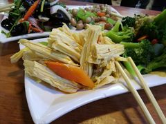 -帖老大羊肉汤烩面烧烤(康复后街总店)