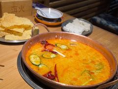 -洱火云南酸菜牛肉火锅(石景山当代商城店)