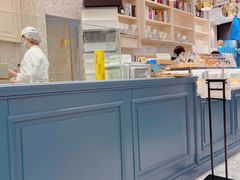 面包甜点陈列柜-法桐蛋糕·手作面包(万象城店)