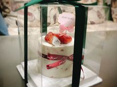 -山与蓝·轻糖鲜果蛋糕(勒泰店)